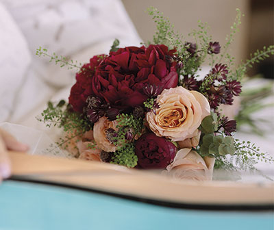 ramo-de-novia-peonias ramo de novia de peonias granates